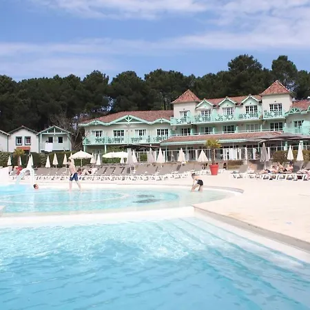 Maison 3 Pieces 6 Personnes Proche Golf Et Ocean Holiday home *
